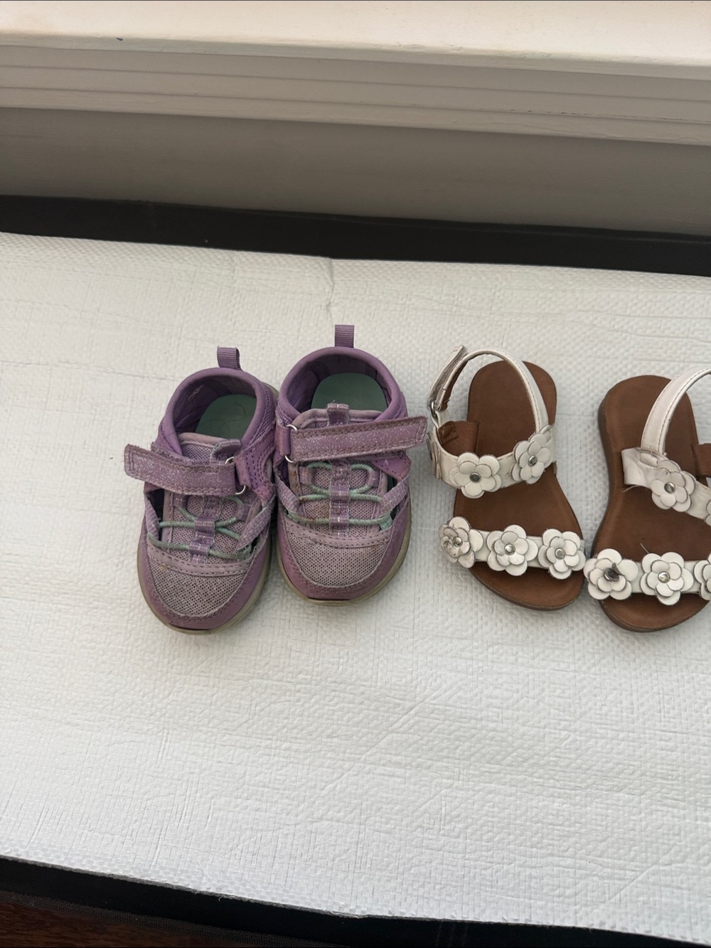 Girls' Purple Velcro Active Sandals for Toddlers And Velcro tennis shoes both 5